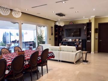 IMPONENTE CHALET DE GRAN CATEGORIA EN VENTA