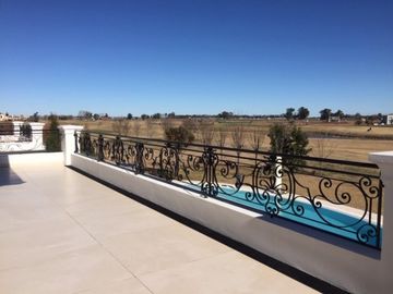 IMPONENTE CHALET DE GRAN CATEGORIA EN VENTA