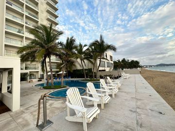 DEPARTAMENTO en PLAYA AZUL ORILLA DEL MAR