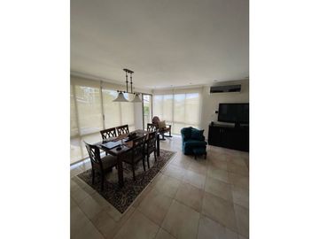 SE VENDE CASA EN LA ALAMEDA