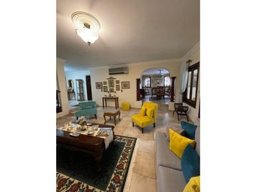 SE VENDE CASA EN LA ALAMEDA