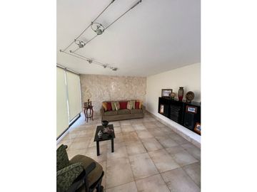 SE VENDE CASA EN LA ALAMEDA