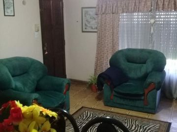 Venta casa 4 ambientes lote amplio  Derqui Pilar