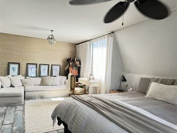 VENTA DEPARTAMENTO EL GOLF, VERBO DIVINO,4 ESTACIONAMIENTOS