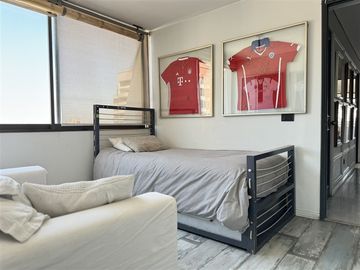 VENTA DEPARTAMENTO EL GOLF, VERBO DIVINO,4 ESTACIONAMIENTOS