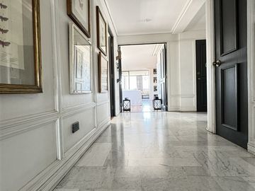 VENTA DEPARTAMENTO EL GOLF, VERBO DIVINO,4 ESTACIONAMIENTOS