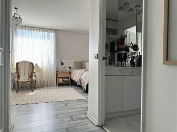 VENTA DEPARTAMENTO EL GOLF, VERBO DIVINO,4 ESTACIONAMIENTOS