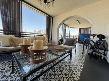 VENTA DEPARTAMENTO EL GOLF, VERBO DIVINO,4 ESTACIONAMIENTOS
