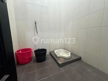 Rumah 2 Lantai Siap Huni Dalam Cluster Ekslusif di Pejaten