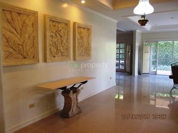 House for rent in Cebu City, Ma. Luisa 5-br spacious with swimming pool