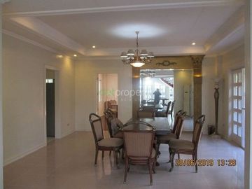 House for rent in Cebu City, Ma. Luisa 5-br spacious with swimming pool