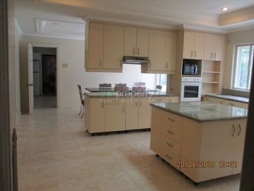 House for rent in Cebu City, Ma. Luisa 5-br spacious with swimming pool