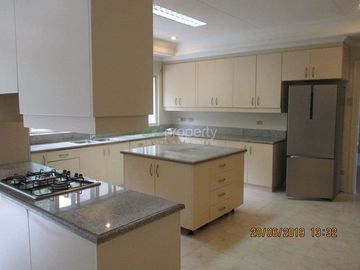 House for rent in Cebu City, Ma. Luisa 5-br spacious with swimming pool