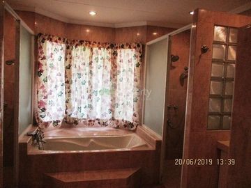 House for rent in Cebu City, Ma. Luisa 5-br spacious with swimming pool