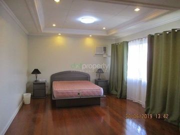 House for rent in Cebu City, Ma. Luisa 5-br spacious with swimming pool