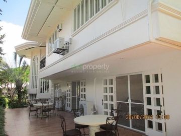 House for rent in Cebu City, Ma. Luisa 5-br spacious with swimming pool