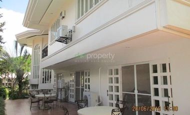 House for rent in Cebu City, Ma. Luisa 5-br spacious with swimming pool
