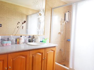 2 Storey House with 3 Bedrooms for RENT in Angeles City