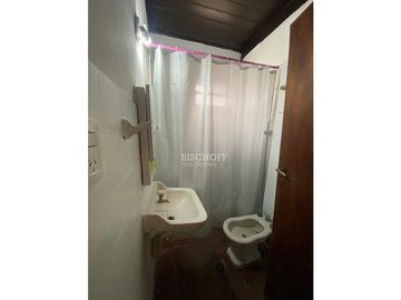 AMPLIO TERRENO MULTIFAMILIAR CON CASA A RECICLAR, ZONA CENTRO