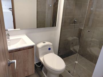 apartamento en arriendo en lagos de torca. Cod A7330301