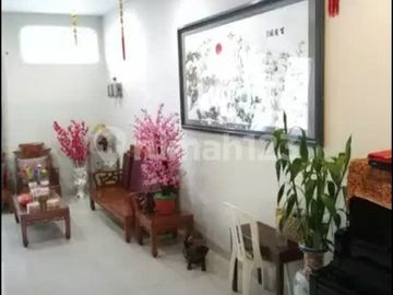 Rumah Cantik Ukuran 5x25m² Siap Huni Taman Surya 5