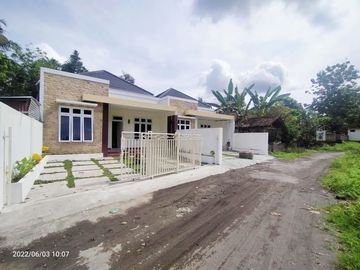 Rumah Baru Proses Finishing Jl Kaliurang KM 12,5
