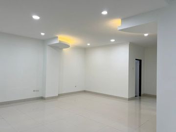 Di Jual Rumah Baru Siap Huni 4 Kamar di Batununggal Elok Bandung