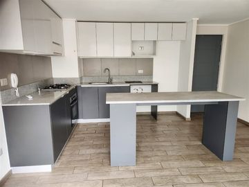 Departamento casi nuev en arriendo de 2 dorm. en Los Angeles