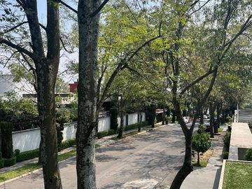 CERRADA CON VIGILANCIA EN BOSQUES DE LAS LOMAS baja de precio