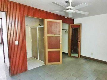 Casa en venta ideal para inversión, Vallarta Poniente, Guadalajara.