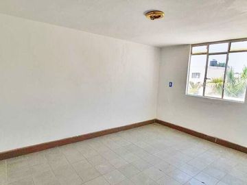 Casa en venta ideal para inversión, Vallarta Poniente, Guadalajara.