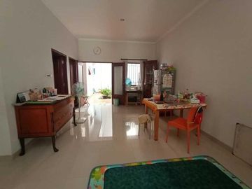 Rumah 2 Lantai Siap Huni di Cinere Hadap Barat Dalam Komplek Dekat Tol