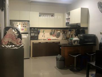 Rumah Full Furnish Siap Huni Area Casa Jardin Cluster Gladiola