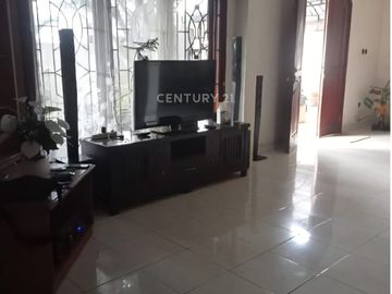 RUMAH DIJUAL DI PONDOK AREN LOKASI STRATEGIS