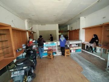 Ruko Strategis Siap Pakai Raya Lakarsantri Surabaya