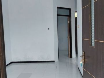 Rumah Murah Pinggir Jalan Raya di Garuda dekat Dispenduk