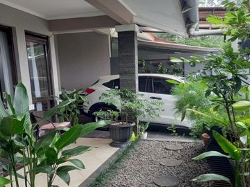 Rumah Area Perkebunan di Lembang Dekat Wisata Park And Zoo