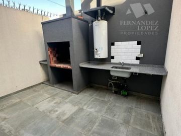 Duplex en venta en Berazategui Este