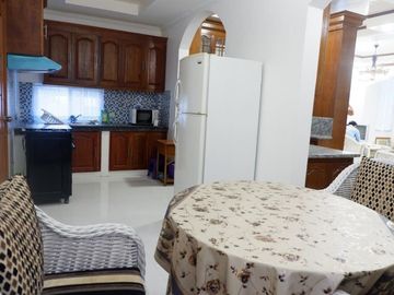 2 Storey House for Rent with 3 Bedroom and Swimming Pool in Angeles City