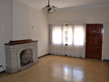 VENTA CHALET MAS DEPTO.