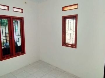 Dijual rumah minimalis mungil siap huni Cilangkap
