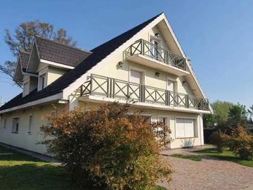 Chalet en venta en Moreno Norte