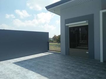 House for Sale with Swimming Pool and 4 BR in Cuayan Angeles City Near SM Clark