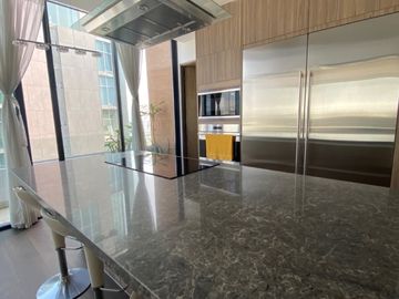 PENTHOUSE VENTA $49,000,000 M.N. CALZ. DEL VALLE 563M2, TERMINADO, DOBLE ALTURA