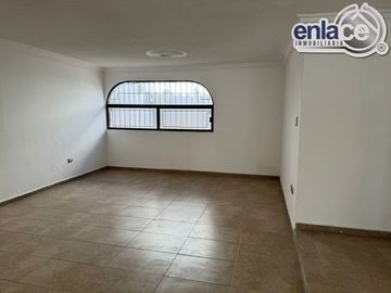 CASA EN VENTA EN LOMAS DEL SAHUATOBA