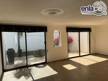CASA EN VENTA EN LOMAS DEL SAHUATOBA