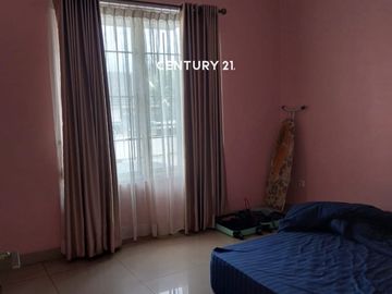 Rumah Bagus Furnish 2 Lantai Di Podomoro Karawang