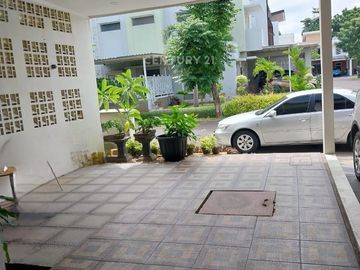 Rumah Bagus Furnish 2 Lantai Di Podomoro Karawang