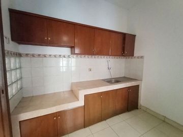Di Sewakan Rumah Siap Huni 3 Kamar di Batununggal Bandung