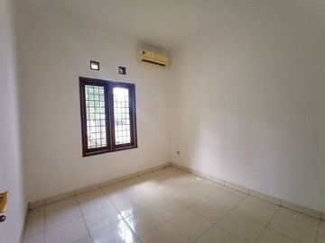 Di Sewakan Rumah Siap Huni 3 Kamar di Batununggal Bandung
